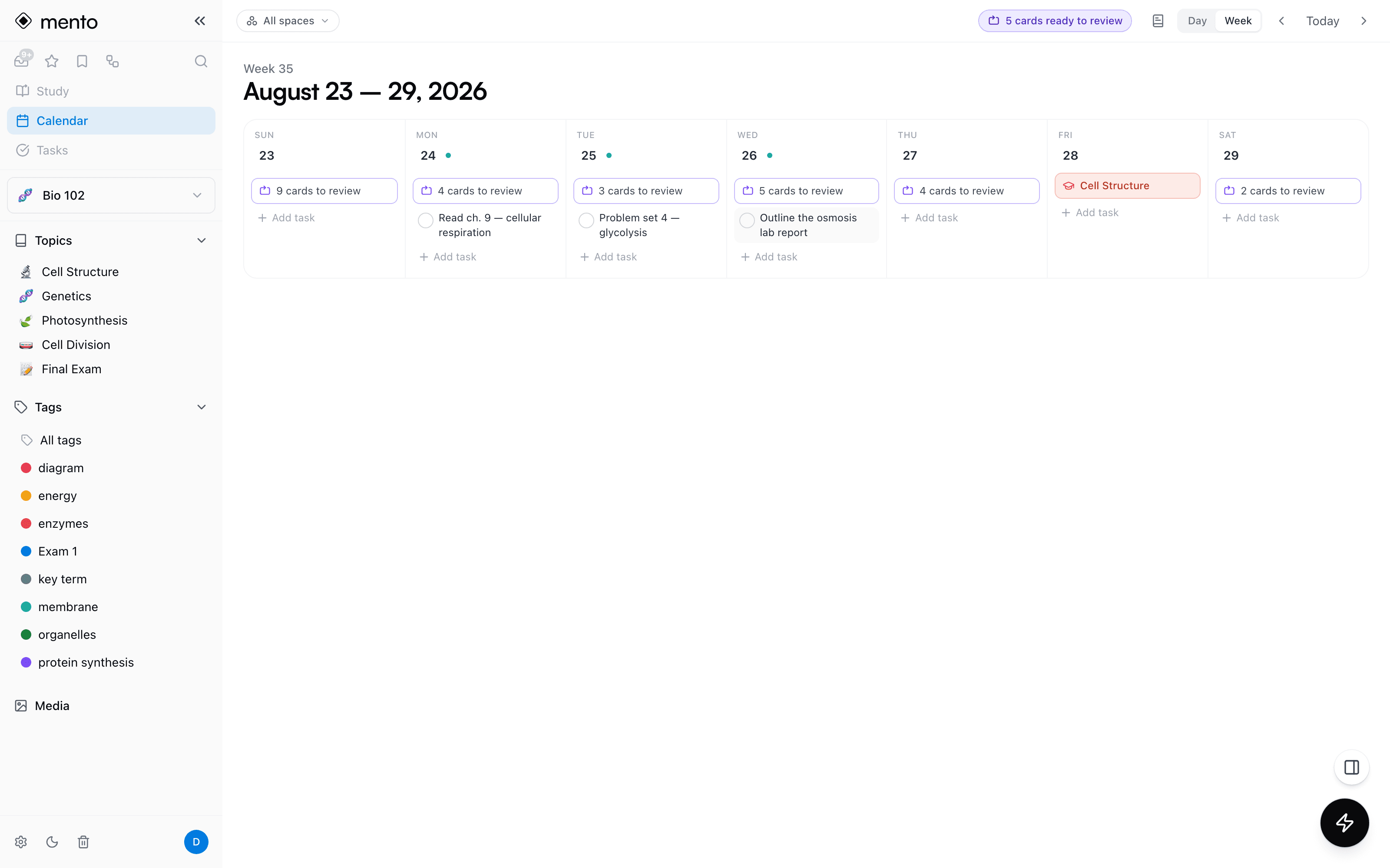 The Mento calendar week view: seven columns with tasks, exam markers, and violet review-capacity chips per day